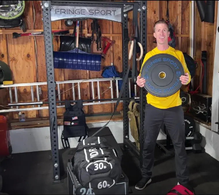 Meet-Jonathan-And-See-How-His-Garage-Gym-Saves-Time Fringe Sport