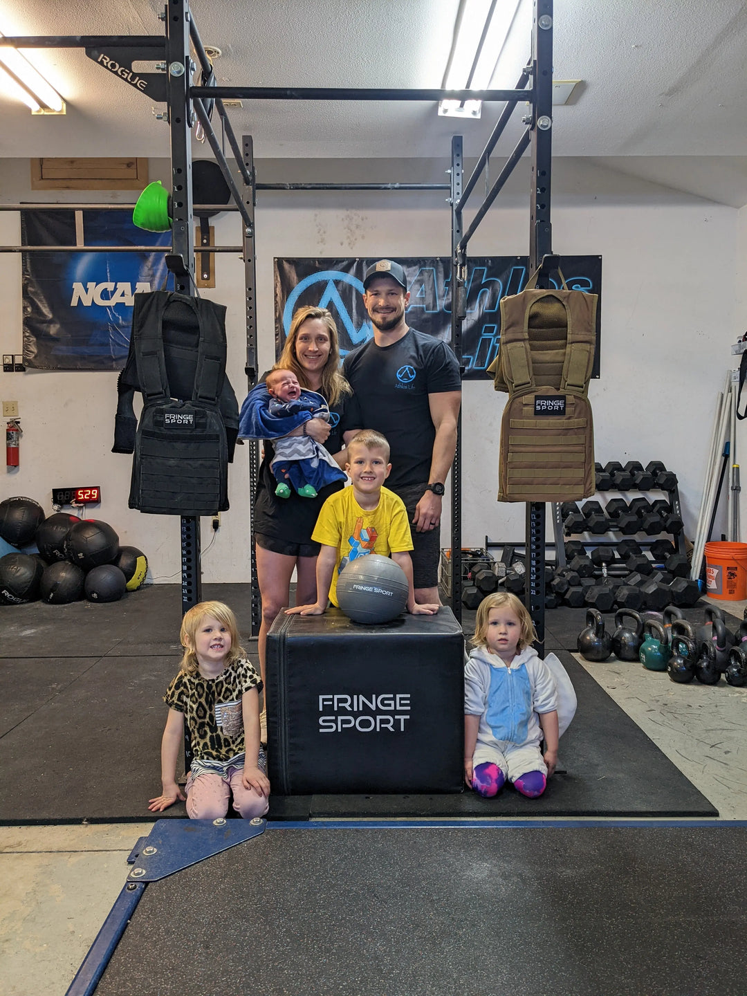 Meet-Justin-Rebekah-Grant-and-Take-a-Look-At-Their-Family-Gym Fringe Sport