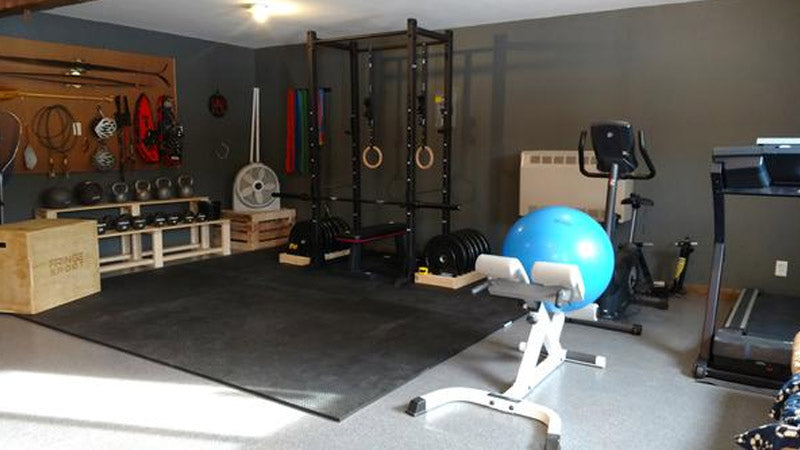 Garage Gym of the Week: Liz S. – Fringe Sport